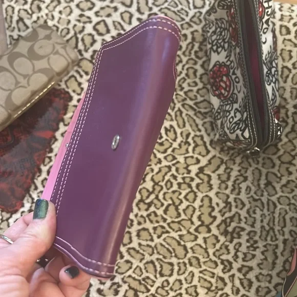 Coach purple and pink wallet - Picture 8 of 9